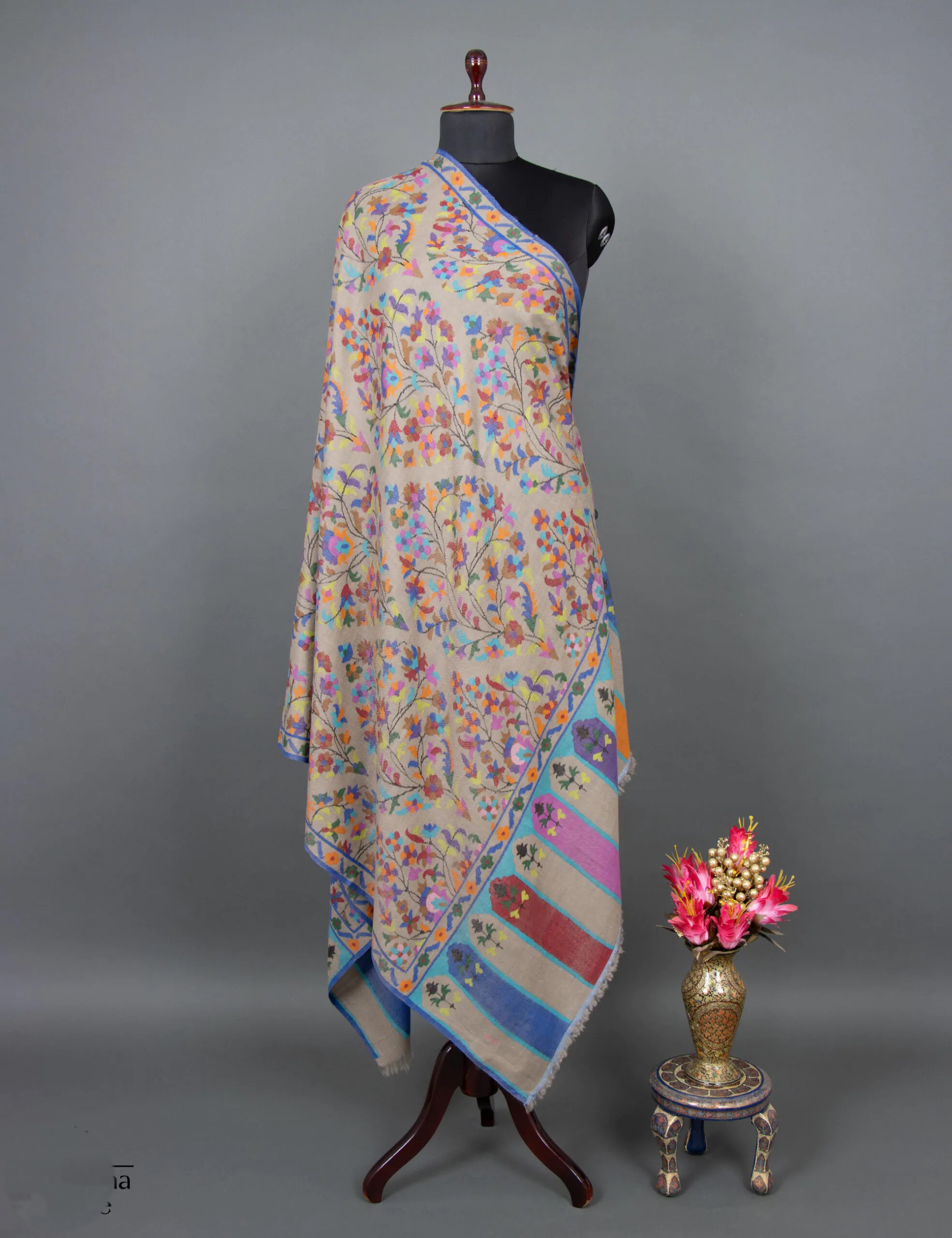 Gemini Ivory Kani Pashmina Shawl